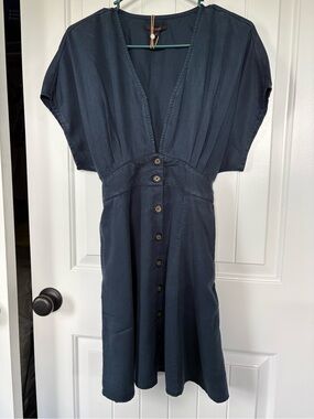 Quince dress Small NWT